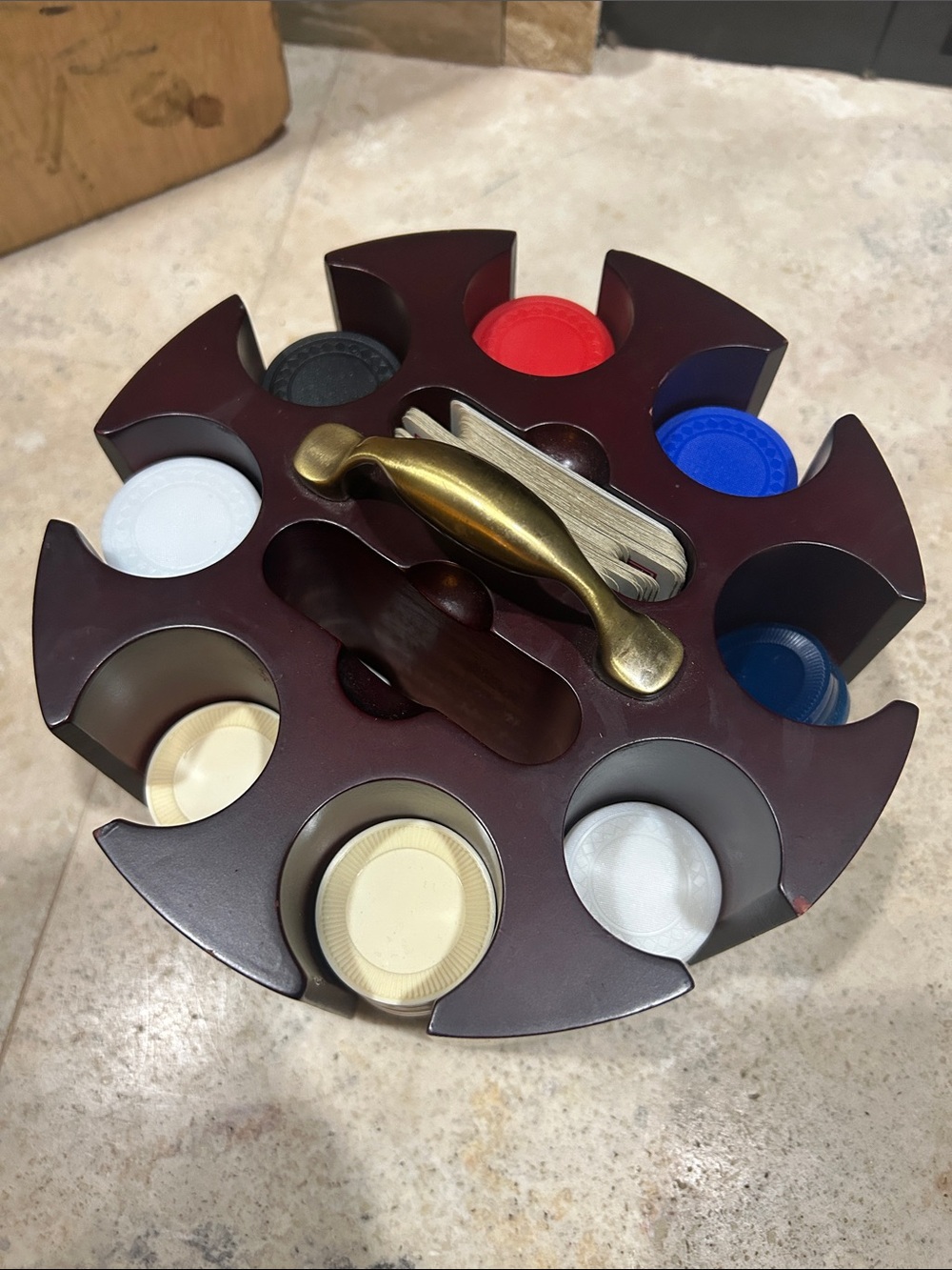 vintage wooden rotating poker chip carousel and card caddy - Picture 10 of 10